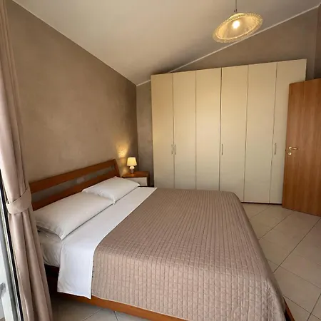 Toppetta House *